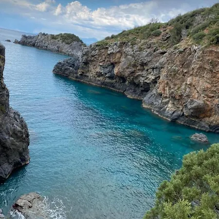 Perla Del Sud Apartment Scalea
